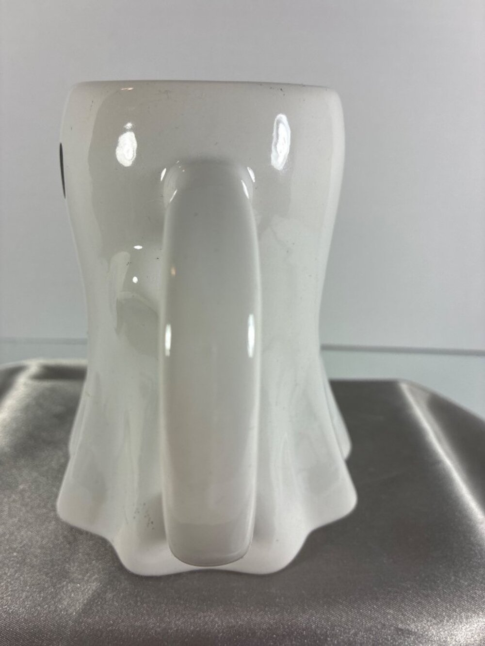 Hyde & EEK Ghost Halloween Mug - Picture 6 of 11